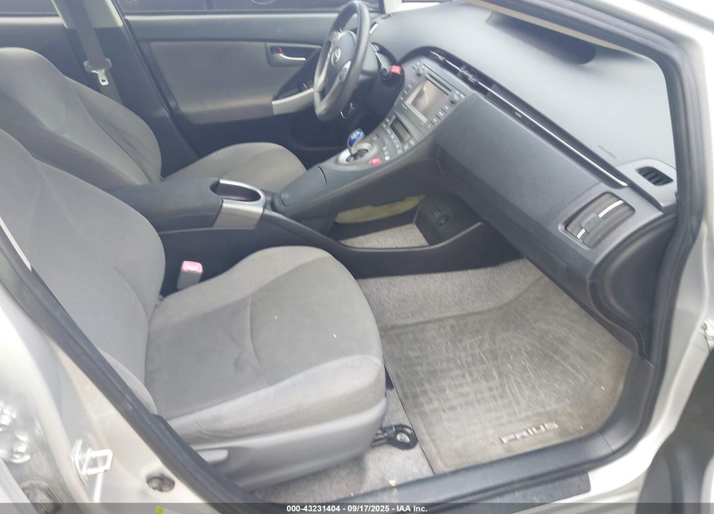 2013 TOYOTA PRIUS VIN: JTDKN3DU3D5567823