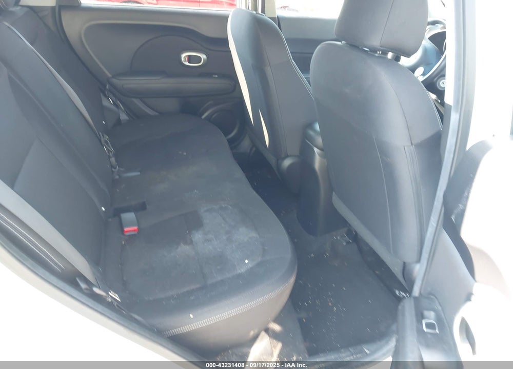 2017 KIA SOUL VIN: KNDJN2A25H7486552