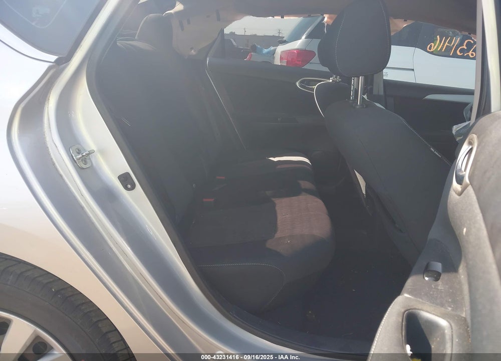 2015 NISSAN SENTRA VIN: 3N1AB7AP1FY250528