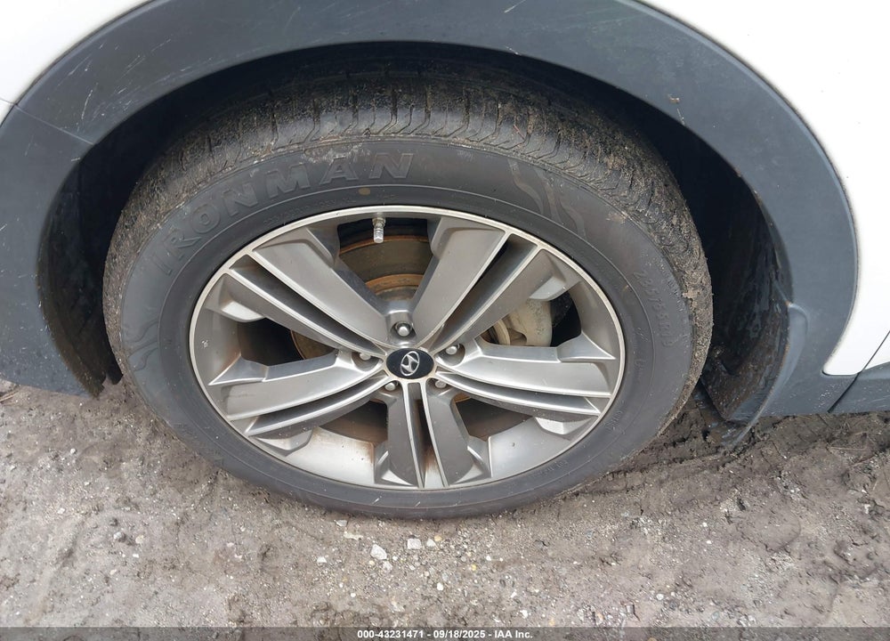 2015 HYUNDAI SANTA FE VIN: KM8SR4HF6FU115259