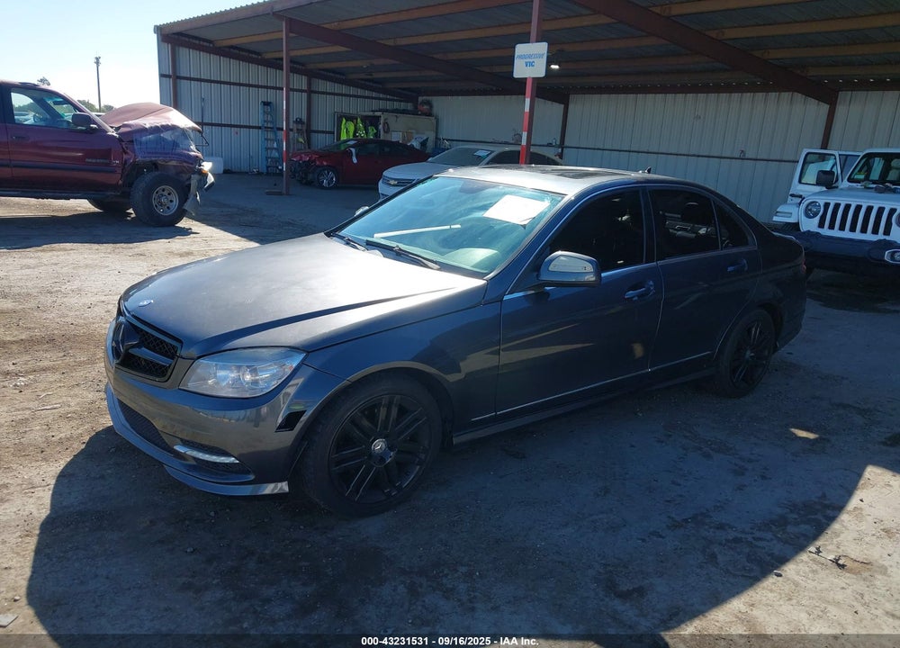 2008 MERCEDES-BENZ C 300 LUXURY/SPORT VIN: WDDGF54X98F077918