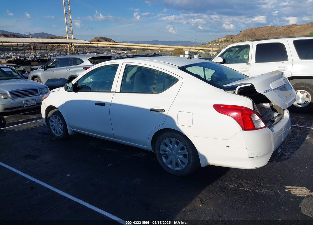 2015 NISSAN VERSA VIN: 3N1CN7AP0FL906831