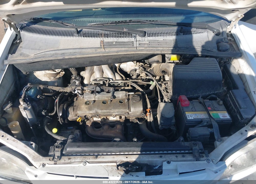 2000 TOYOTA SIENNA LE VIN: 4T3ZF13C4YU318163