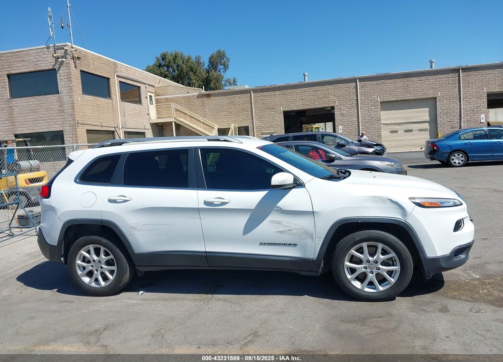 2016 JEEP CHEROKEE VIN: 1C4PJLCBXGW113665
