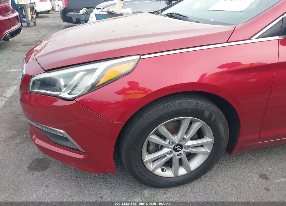 2015 HYUNDAI SONATA SE VIN: 5NPE24AF8FH185467