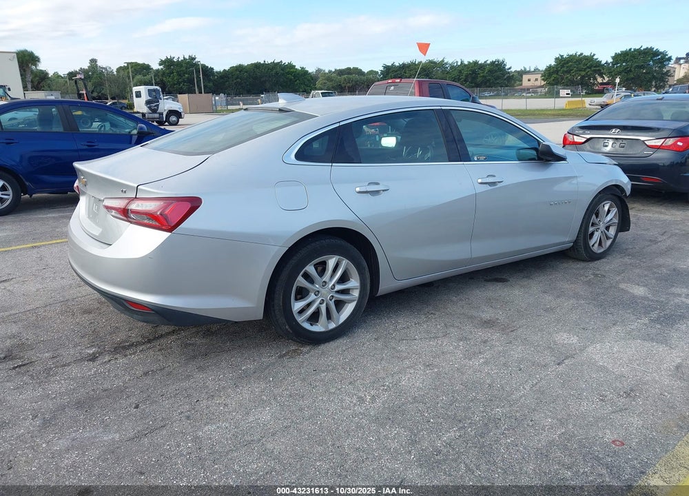 2019 CHEVROLET MALIBU LT VIN: 1G1ZD5ST1KF144407