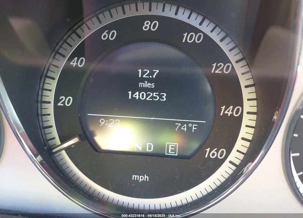 2011 MERCEDES-BENZ C CLASS VIN: WDDGF8BB5BR139815