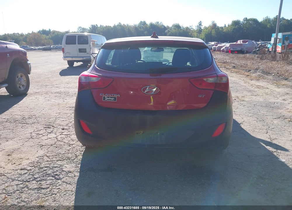 2013 HYUNDAI ELANTRA VIN: KMHD35LE1DU083302