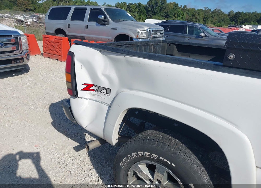 2006 GMC SIERRA 1500 SLE1 VIN: 2GTEK13T461232707