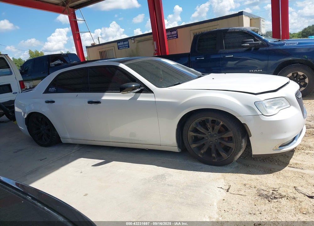 2015 CHRYSLER 300 VIN: 2C3CCAEG1FH859994