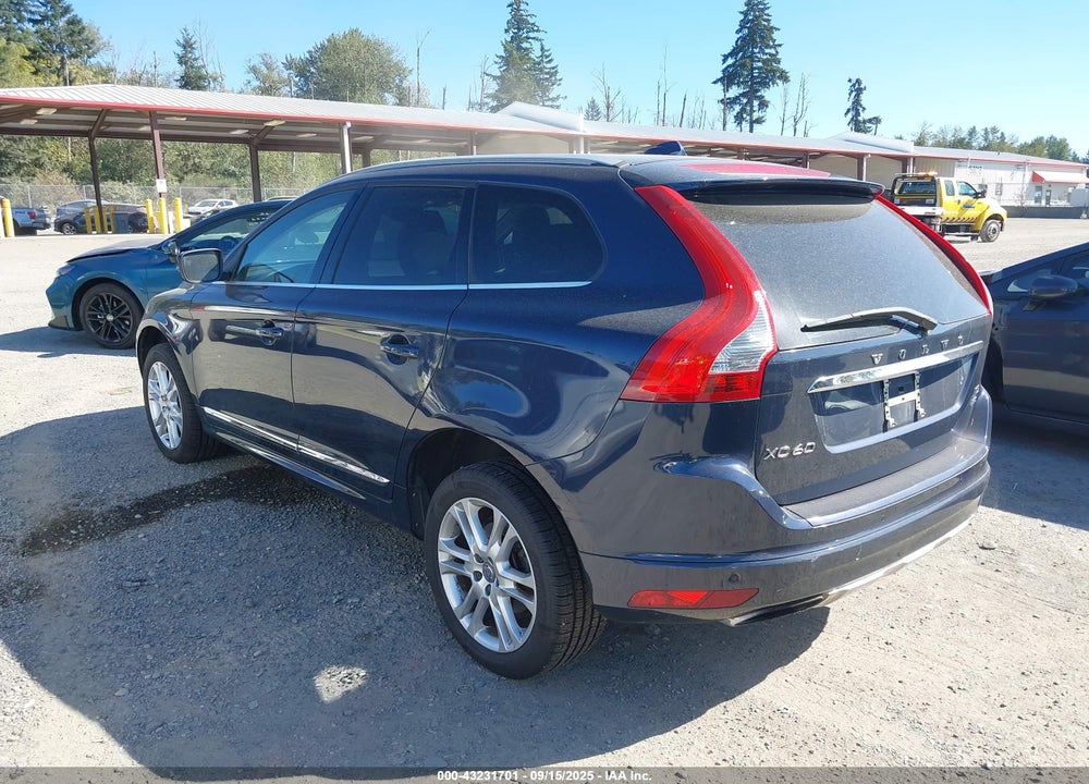 2015 VOLVO XC60 VIN: YV4612RK5F2737096