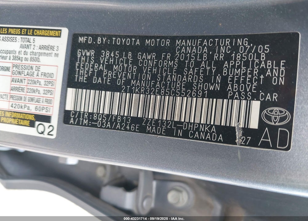 2005 TOYOTA MATRIX/XR VIN: 2T1KR32E85C552691
