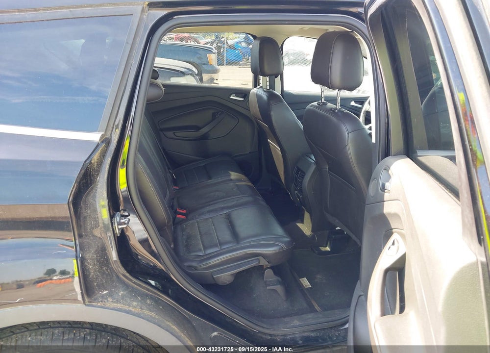 2016 FORD ESCAPE VIN: 1FMCU0JX8GUC24015