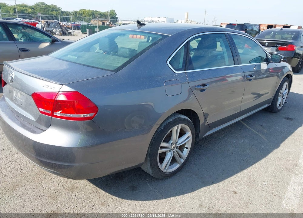 2014 VOLKSWAGEN PASSAT VIN: 1VWBS7A35EC100246