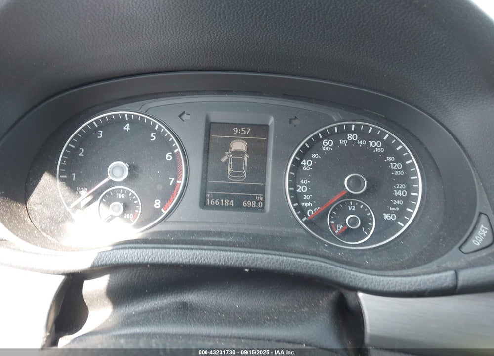 2014 VOLKSWAGEN PASSAT VIN: 1VWBS7A35EC100246