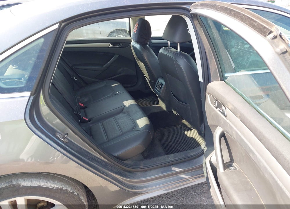 2014 VOLKSWAGEN PASSAT VIN: 1VWBS7A35EC100246