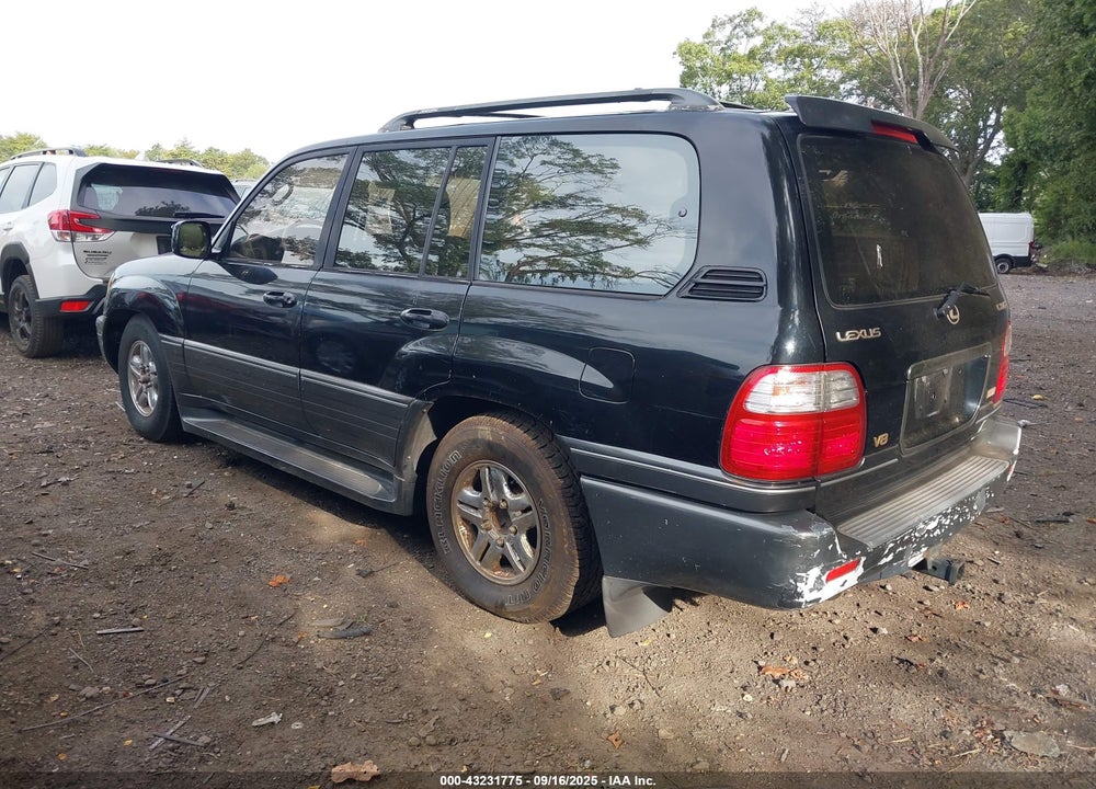 2001 LEXUS LX 470 VIN: JTJHT00W413505275