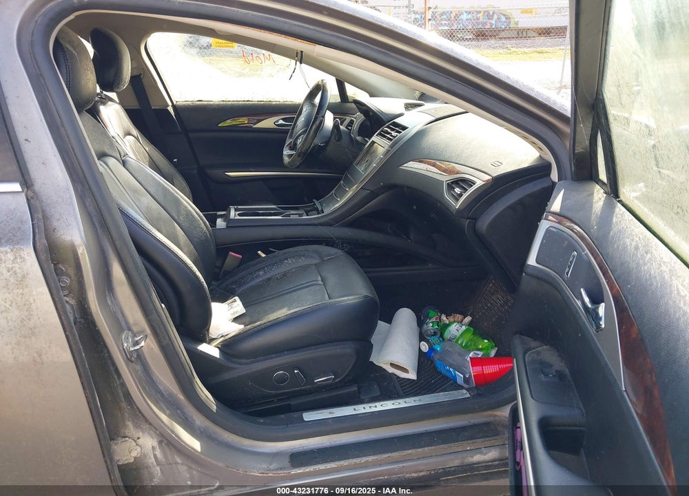 2015 LINCOLN MKZ VIN: 3LN6L2G93FR611985