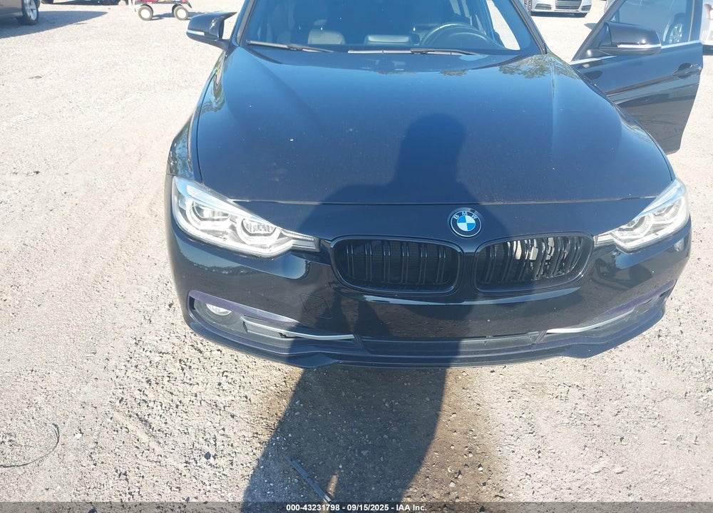 2018 BMW 3 SERIES VIN: WBA8B9G55JNV00191