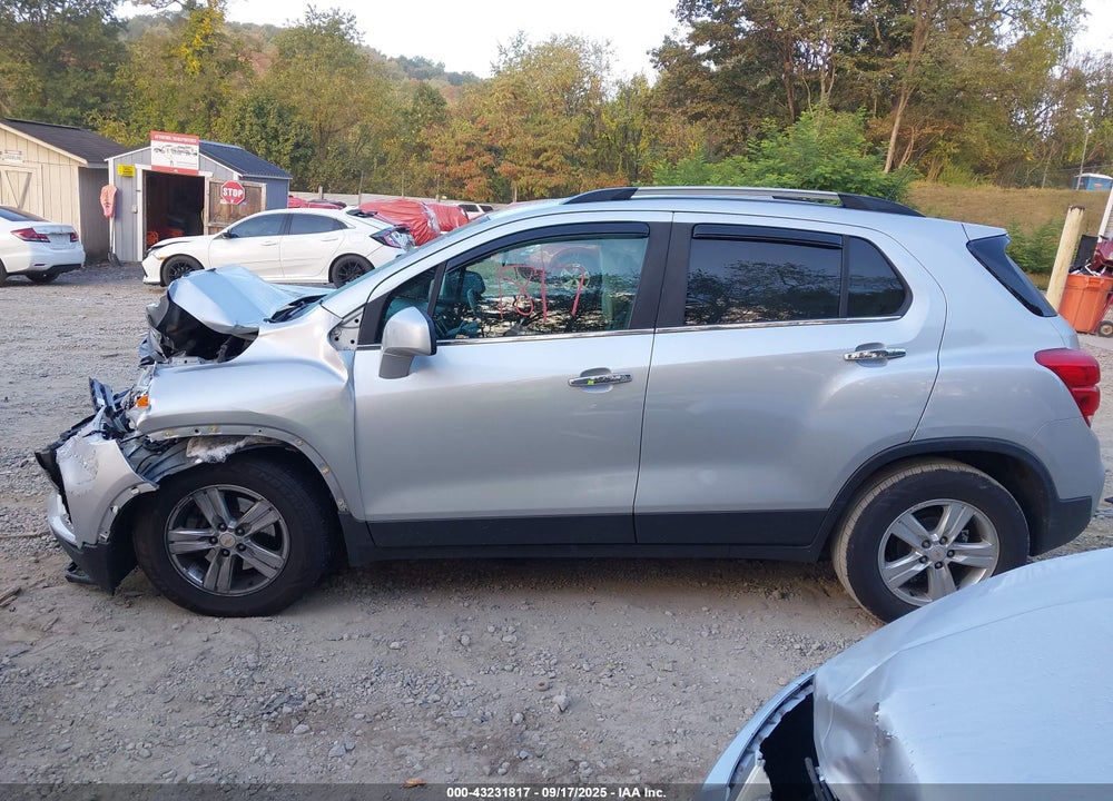 2018 CHEVROLET TRAX LT VIN: KL7CJLSB9JB688299