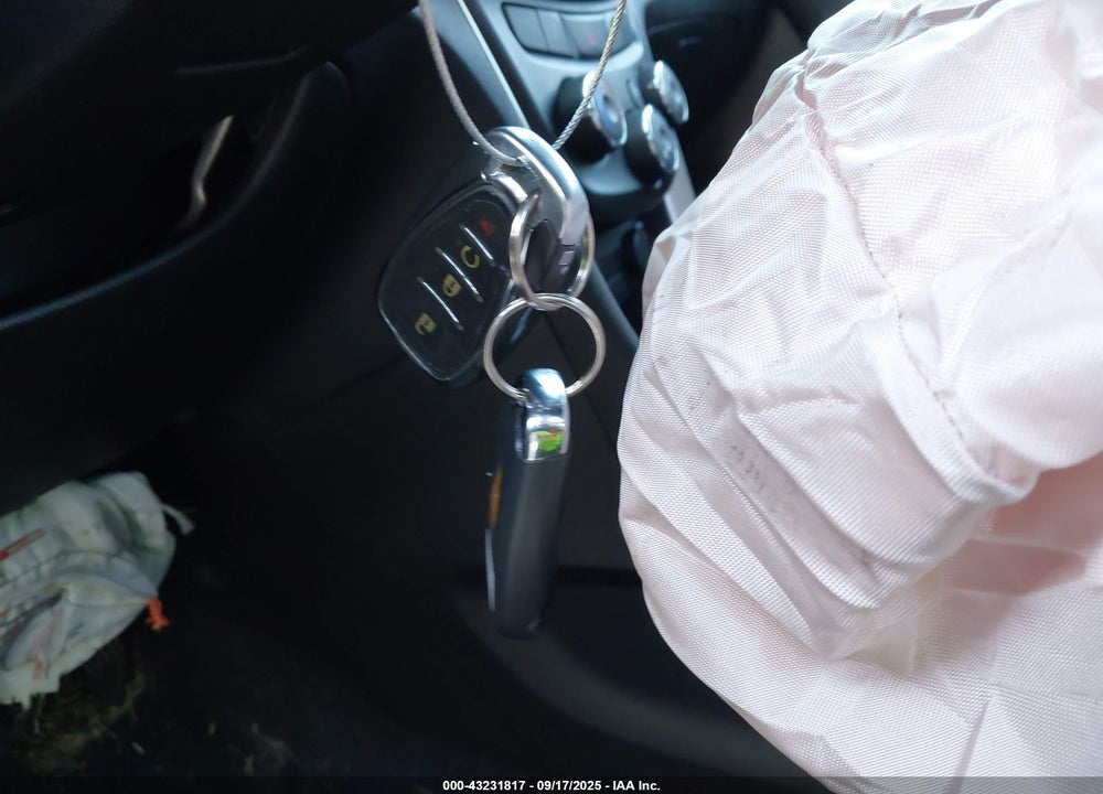 2018 CHEVROLET TRAX LT VIN: KL7CJLSB9JB688299