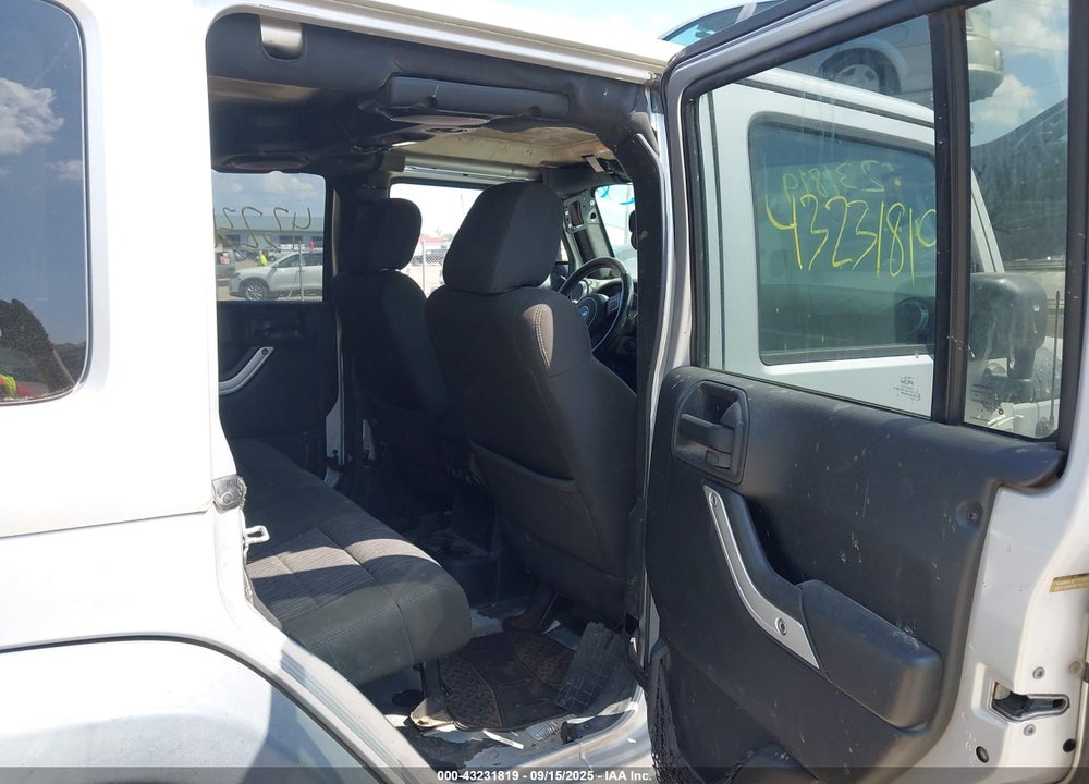 2011 JEEP WRANGLER UNLIMITED VIN: 1J4BA5H18BL575605