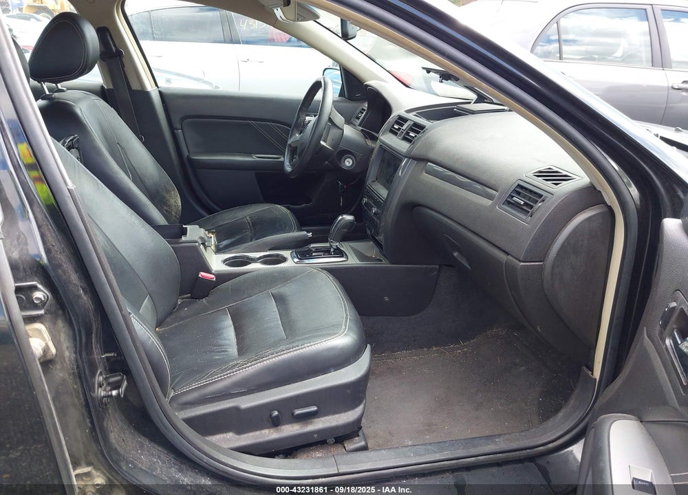 2011 FORD FUSION VIN: 3FAHP0KC8BR101916