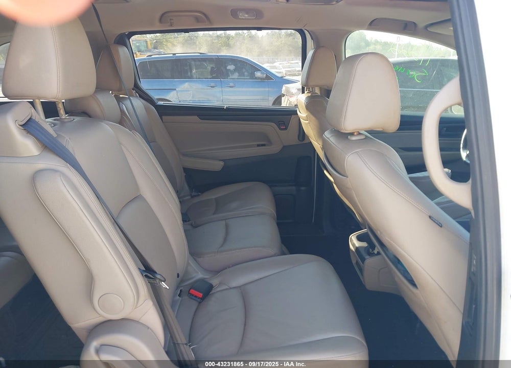 2018 HONDA ODYSSEY EX-L VIN: 5FNRL6H77JB003595