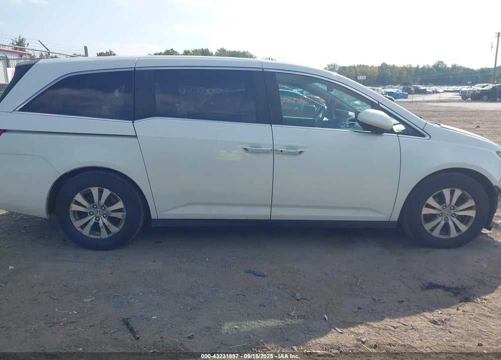 2015 HONDA ODYSSEY EX-L VIN: 5FNRL5H68FB011892