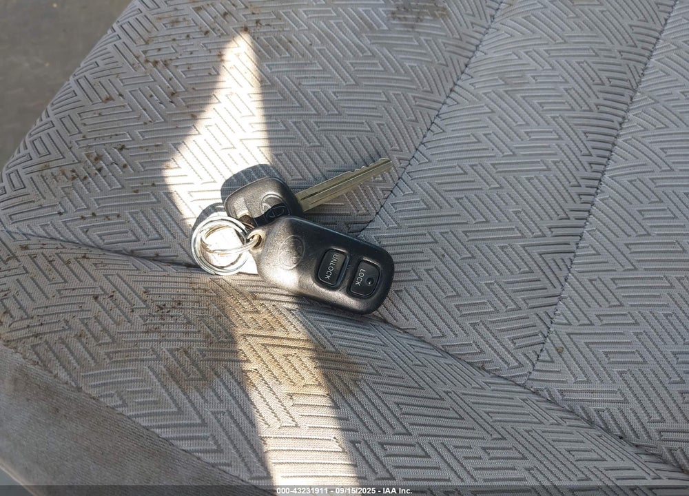 2003 TOYOTA HIGHLANDER VIN: JTEGD21A330051112