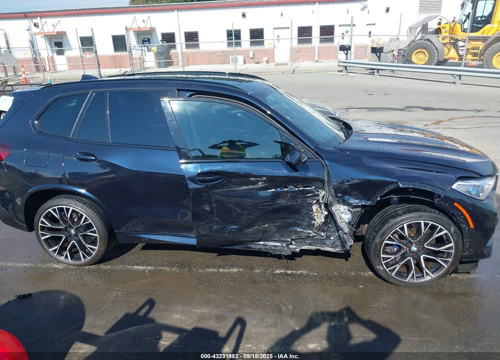 2021 BMW X5 VIN: 5YMJU0C01M9E49090