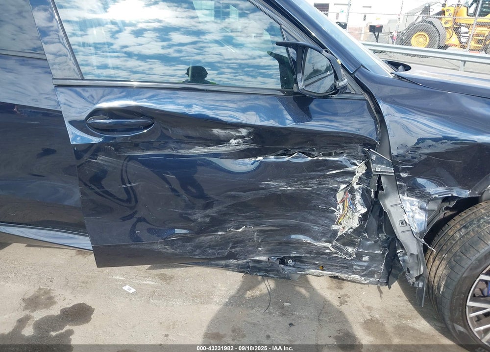 2021 BMW X5 VIN: 5YMJU0C01M9E49090