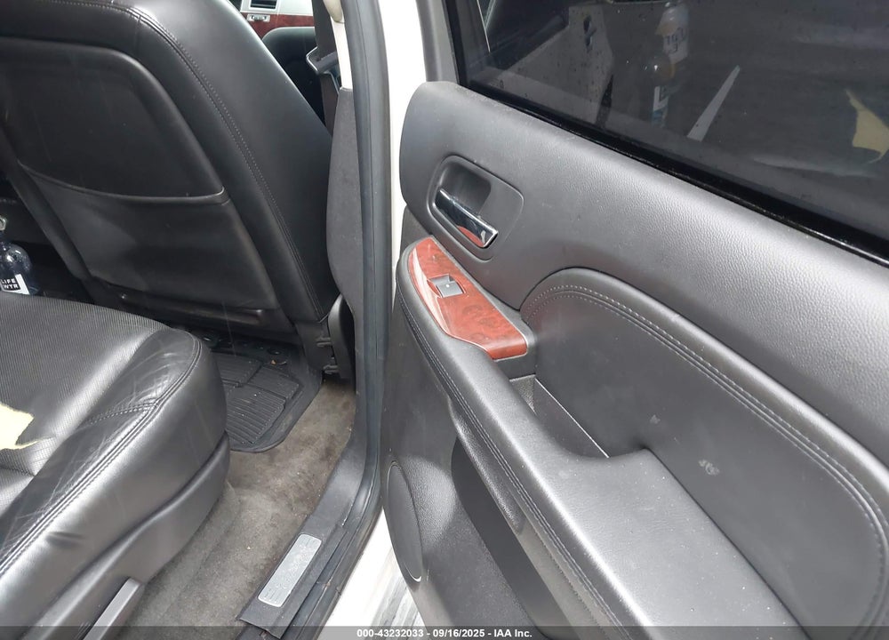 2008 CADILLAC ESCALADE STANDARD VIN: 1GYFK63818R131383