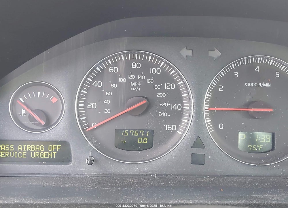 2006 VOLVO S60 2.5T VIN: YV1RS592562542110