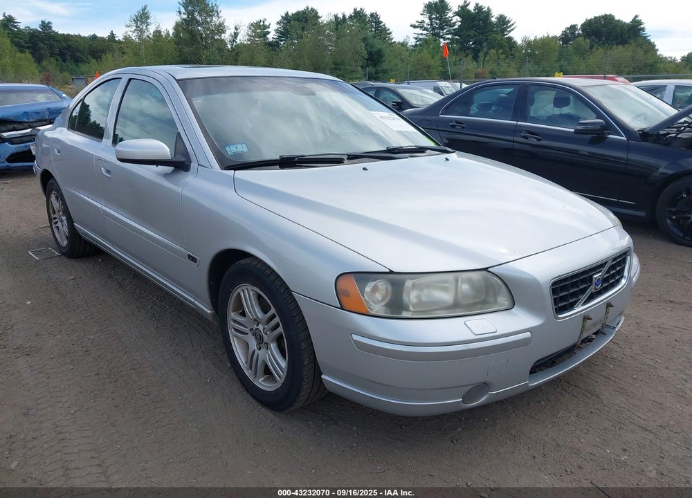 2006 VOLVO S60 2.5T VIN: YV1RS592562542110
