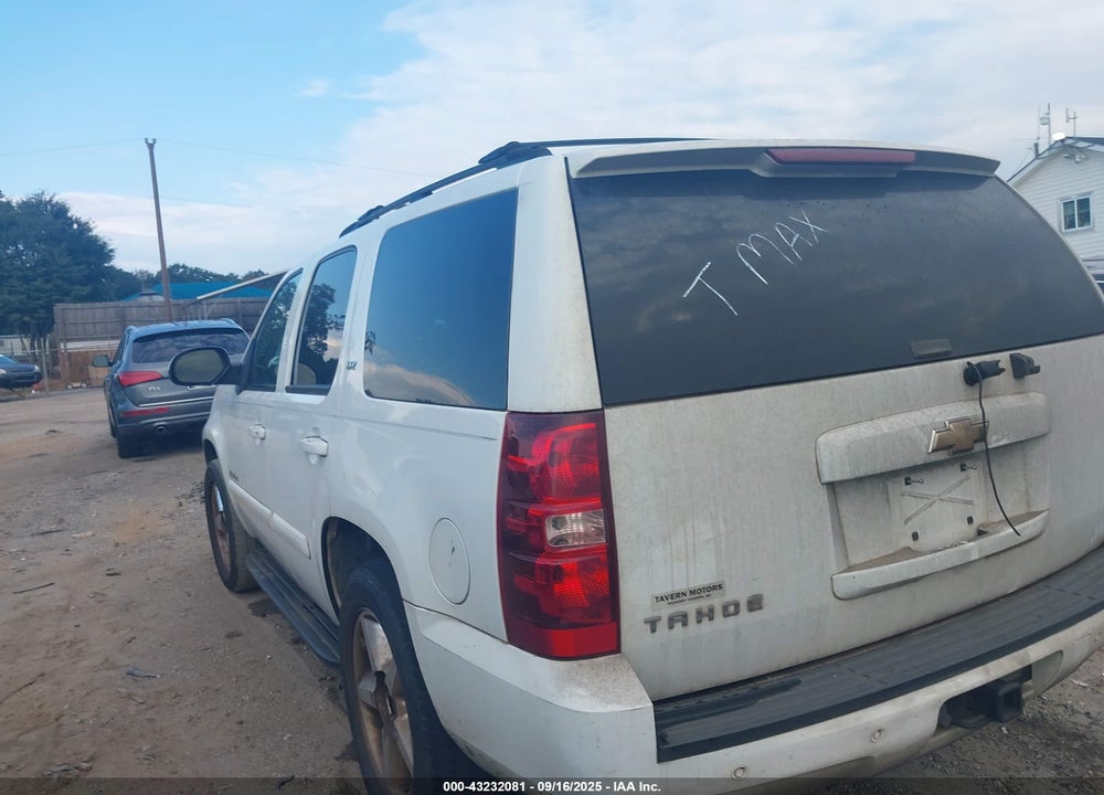 2007 CHEVROLET TAHOE LTZ VIN: 1GNFC13J77J122636