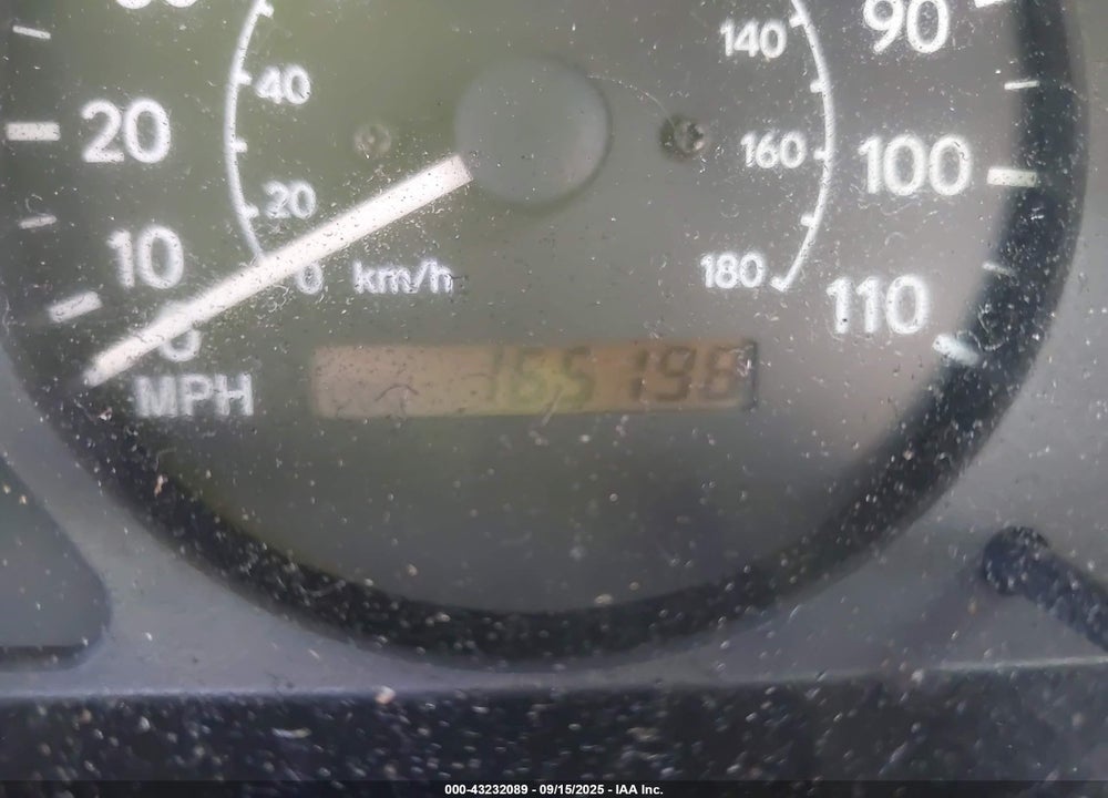 2001 TOYOTA COROLLA CE VIN: 2T1BR12E51C437318
