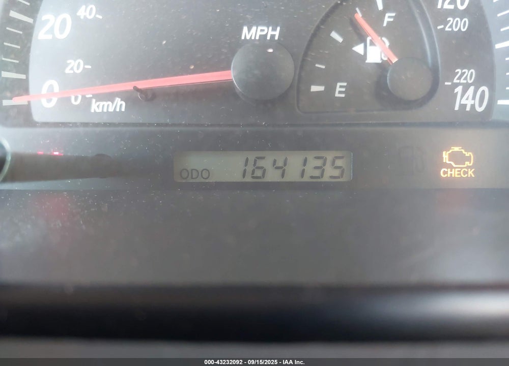 2002 TOYOTA CAMRY LE VIN: JTDBE32K920123406