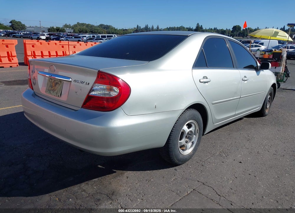 2002 TOYOTA CAMRY LE VIN: JTDBE32K920123406