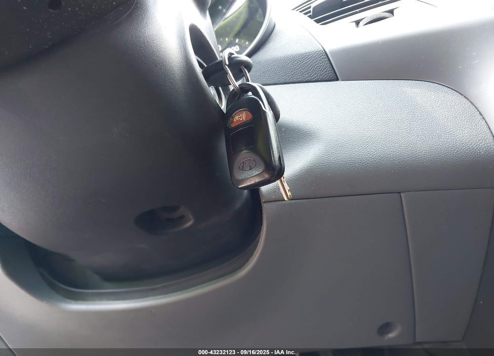 2014 HYUNDAI ELANTRA VIN: 5NPDH4AE0EH474861