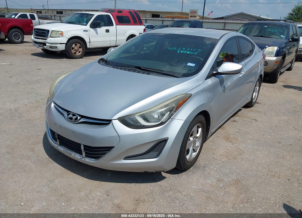 2014 HYUNDAI ELANTRA VIN: 5NPDH4AE0EH474861