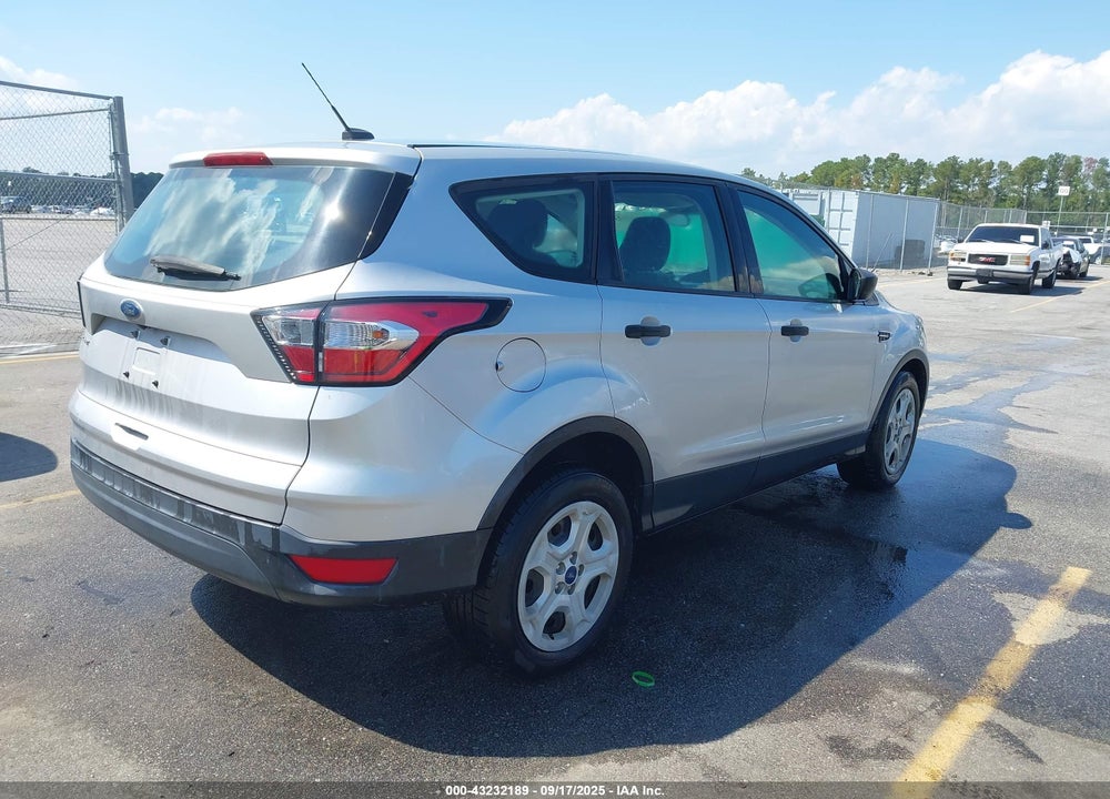 2018 FORD ESCAPE VIN: 1FMCU0F76JUC62827