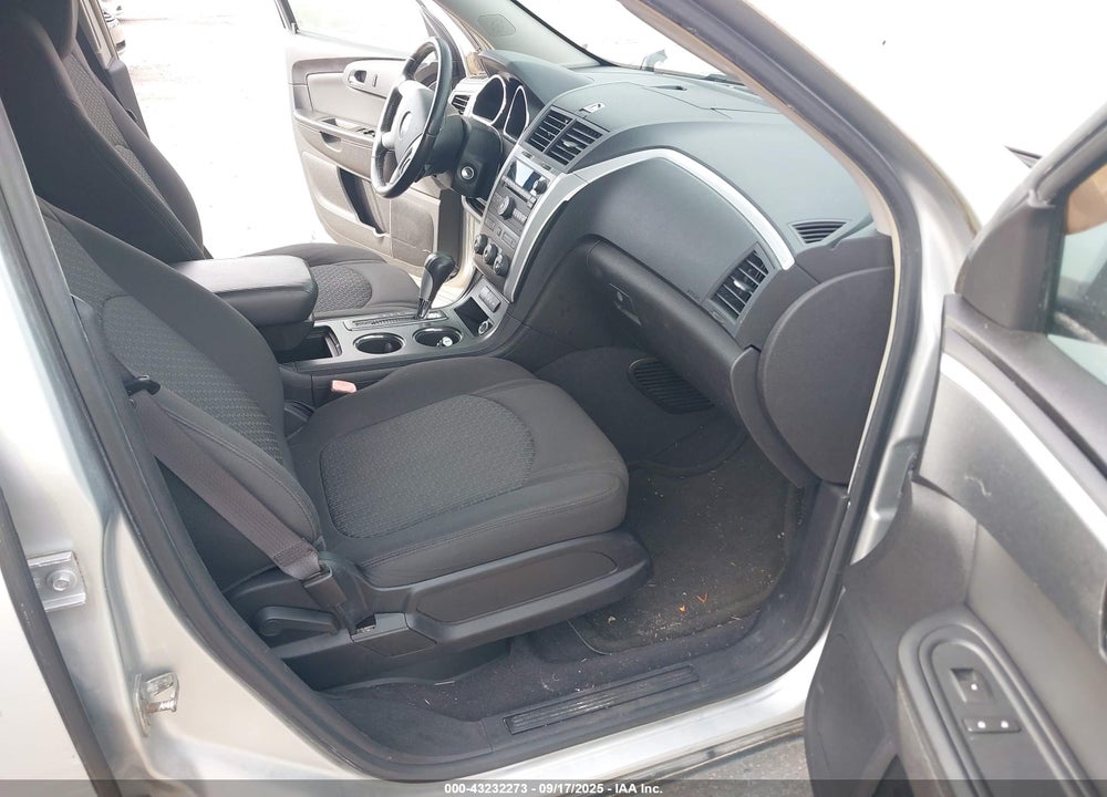 2009 CHEVROLET TRAVERSE VIN: 1GNER23D19S139374