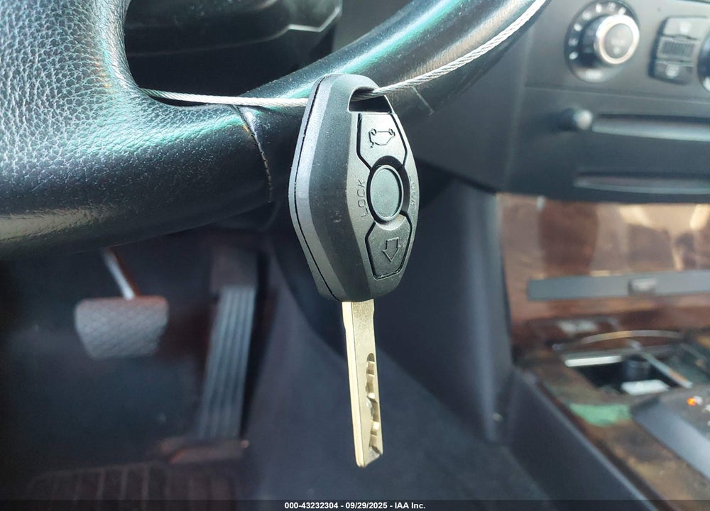 2005 BMW 530I VIN: WBANA73515B815772