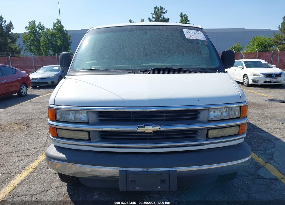 2001 CHEVROLET EXPRESS VIN: 1GAHG39RX11143219