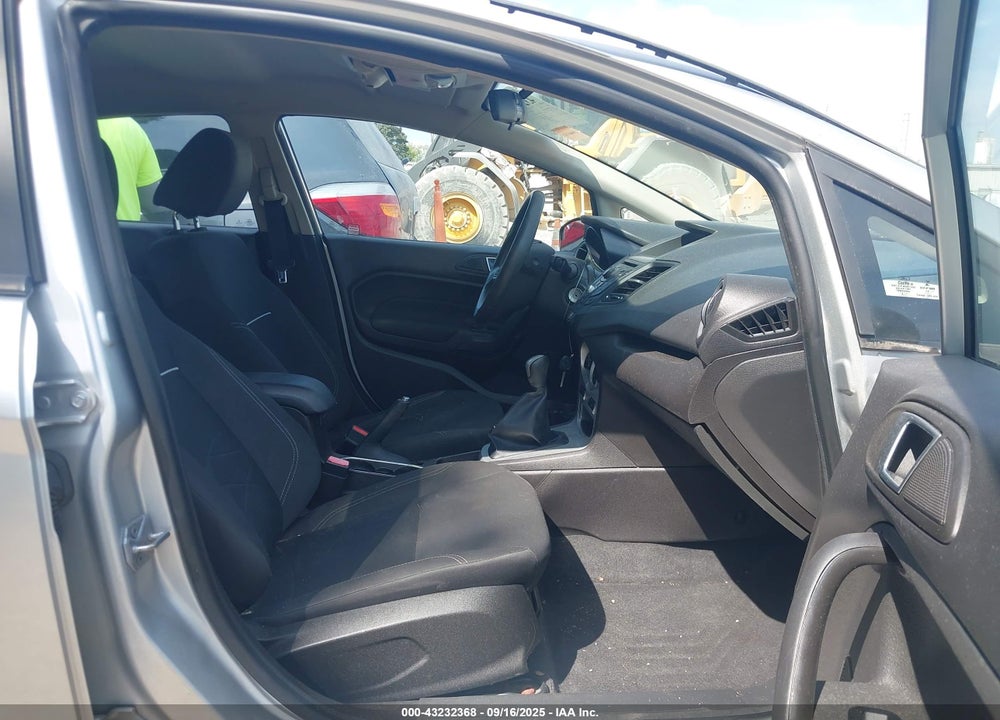 2014 FORD FIESTA VIN: 3FADP4BE6EM165817