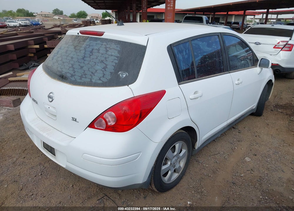 2008 NISSAN VERSA 1.8SL VIN: 3N1BC13E98L413582