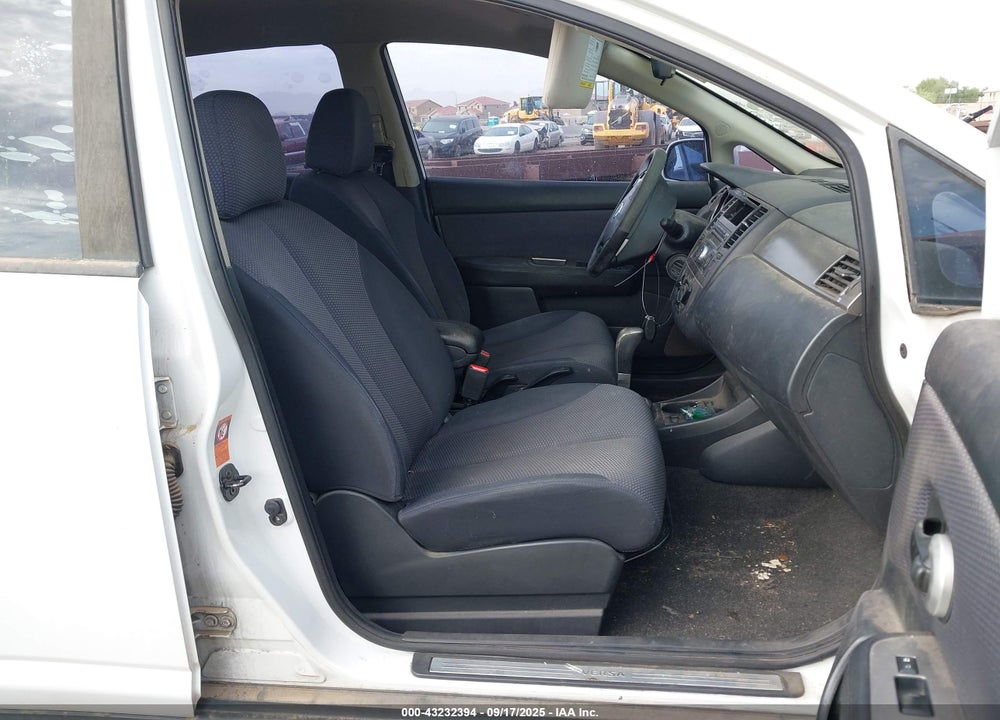 2008 NISSAN VERSA 1.8SL VIN: 3N1BC13E98L413582