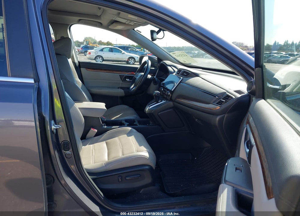 2017 HONDA CR-V VIN: 2HKRW2H89HH676604