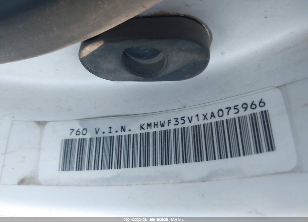 1999 HYUNDAI SONATA GLS VIN: KMHWF35V1XA075966